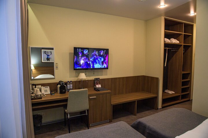 Room 26 of 86