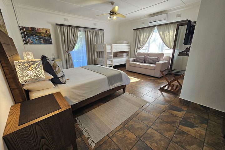 Room 26 of 181