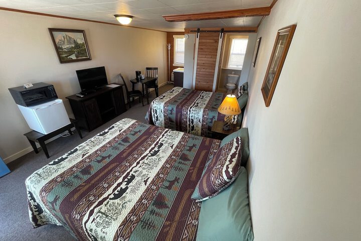 Room 5 of 40