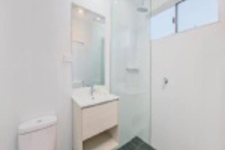 Room 205 of 792