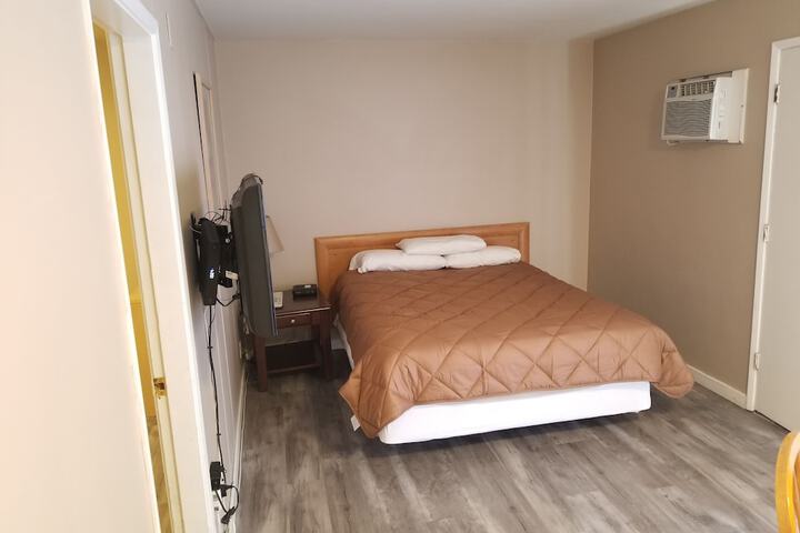 Room 19 of 45