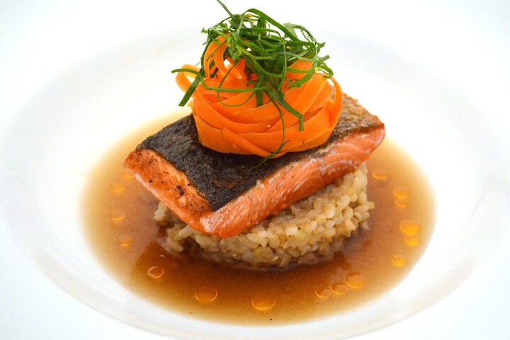 Dining 40 of 81