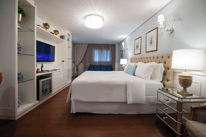 Room 54 of 137