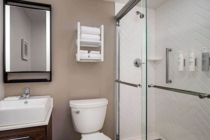 Bathroom shower