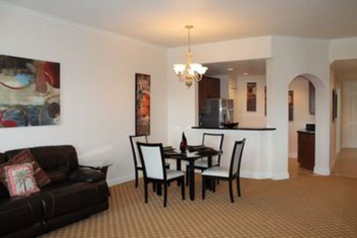 Room 10 of 25