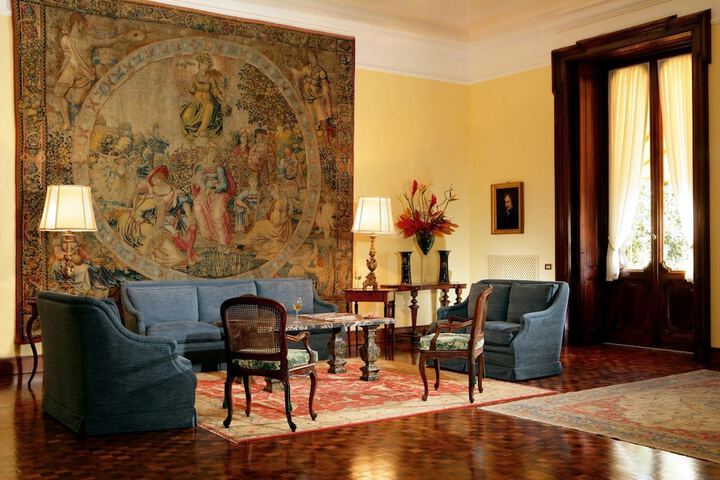 Hotel Lobby