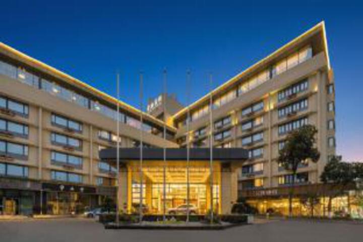 Hangzhou Wanghu Hotel