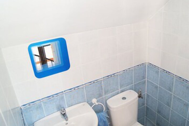 Room 3 of 11