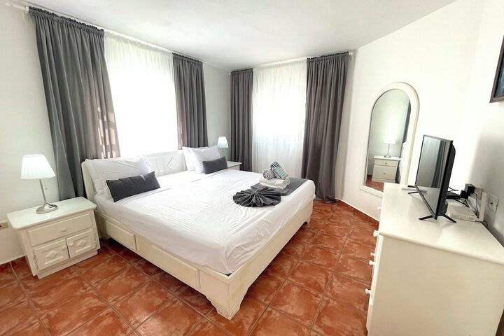 Room 20 of 267