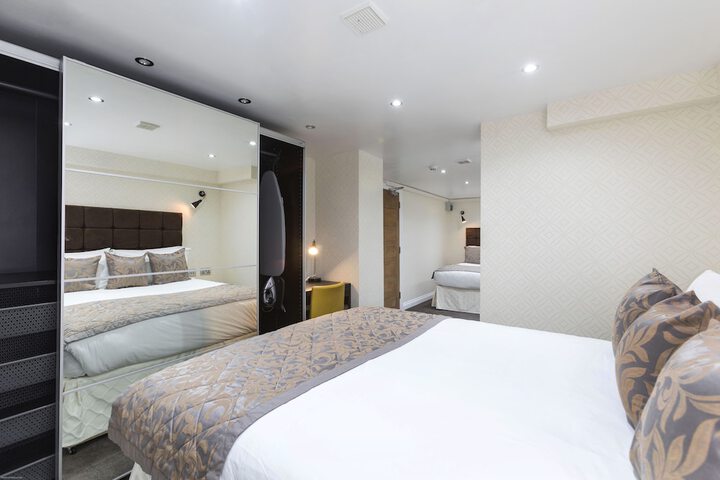 Room 16 of 101