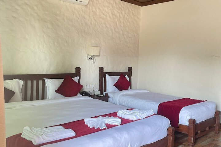 Room 12 of 48