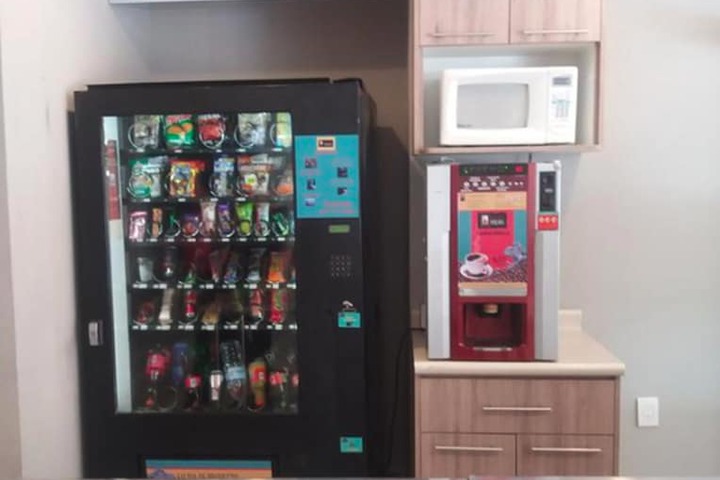 Snack bar
