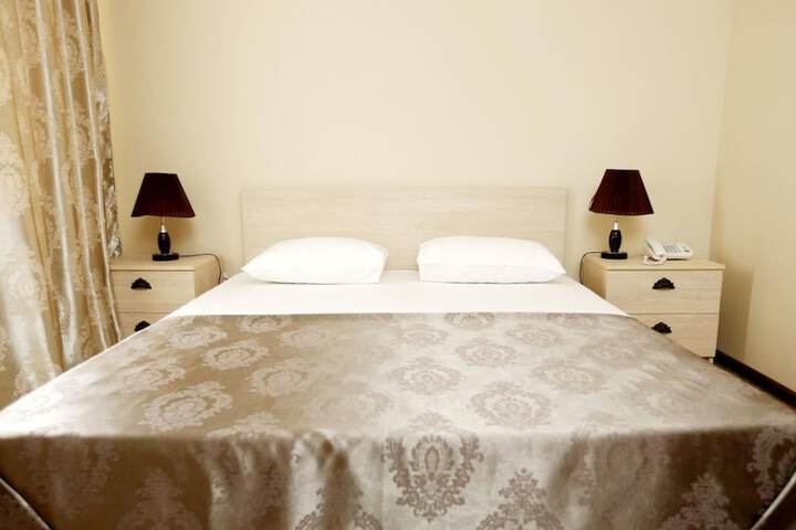 Room 25 of 52