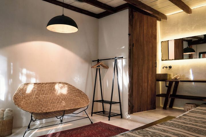 Room 26 of 58