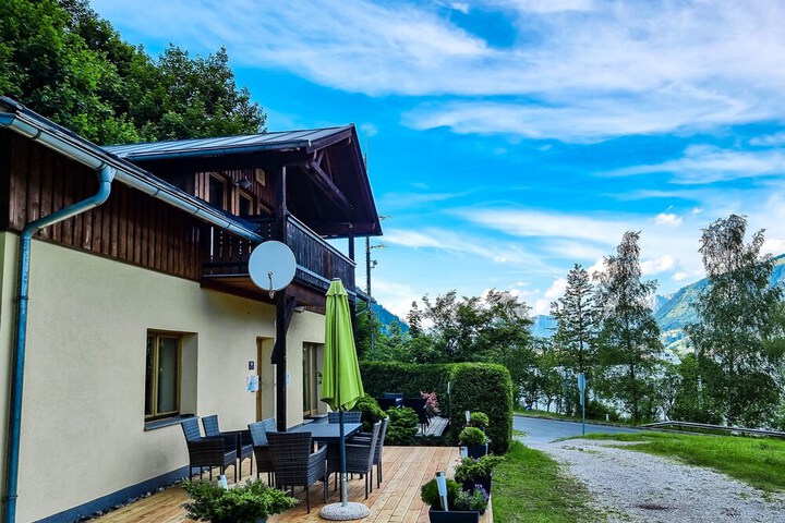 Lake View Lodges by we rent in Zell am See