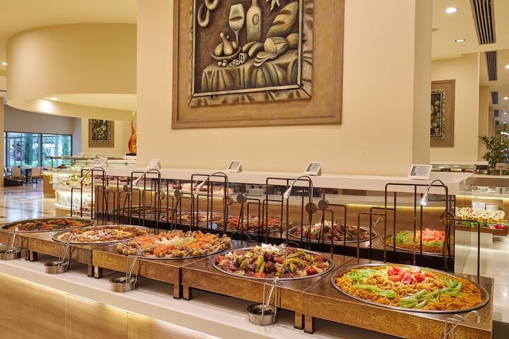 Dining 82 of 120