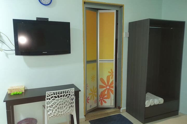 Room 18 of 20