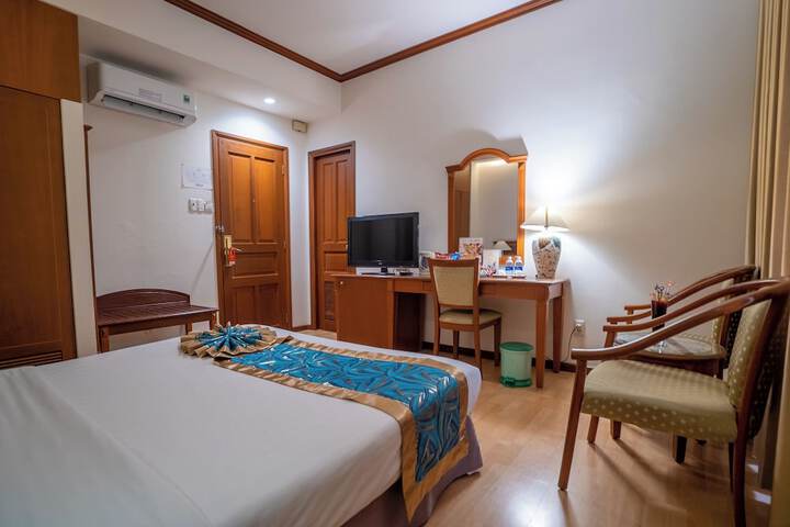 Room 29 of 73