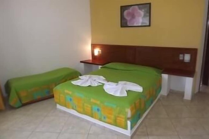 Room 4 of 26