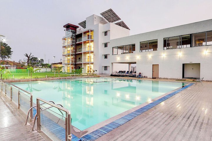 Pool 5 of 6