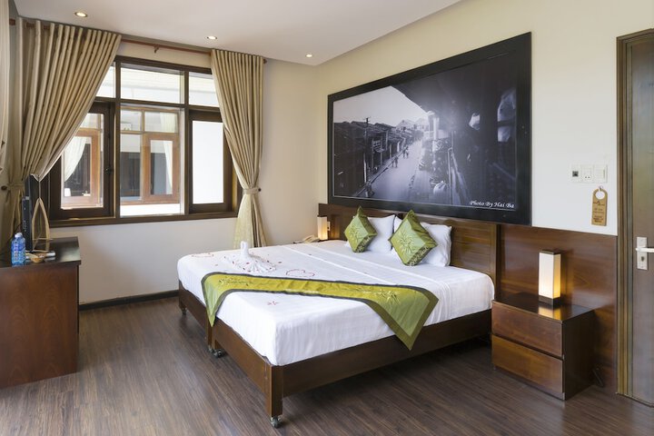 Room 14 of 27