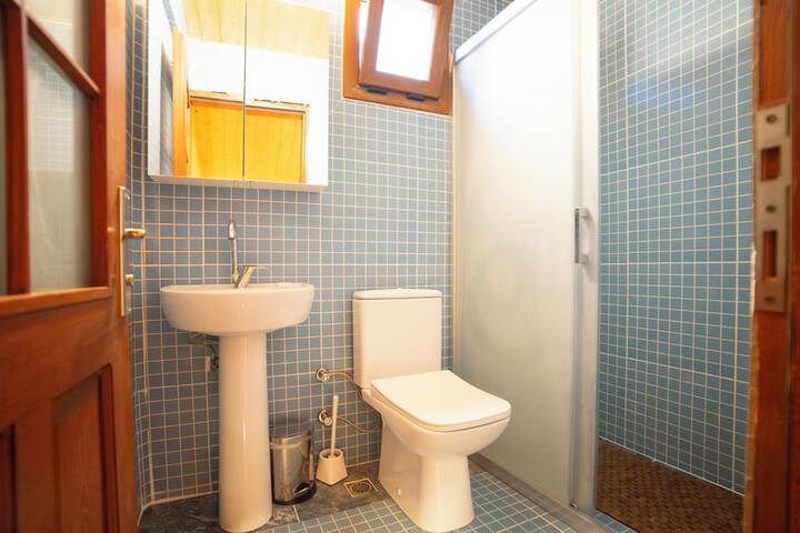 Room 14 of 22