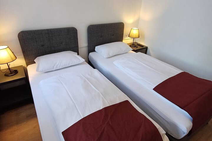 Room 21 of 87