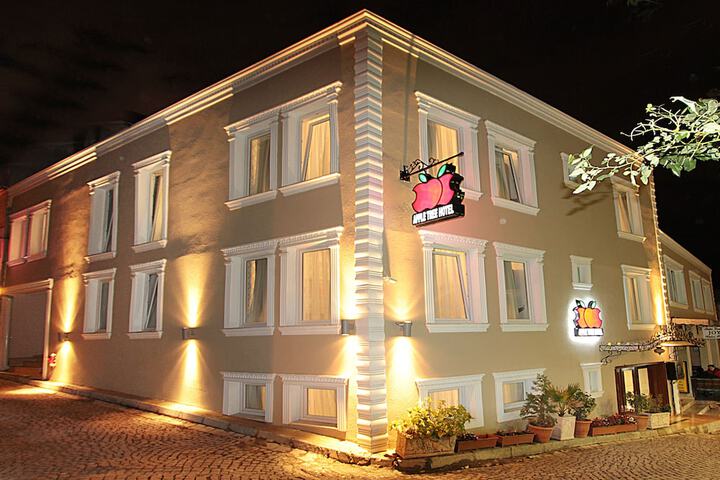 Hotel 67 of 67