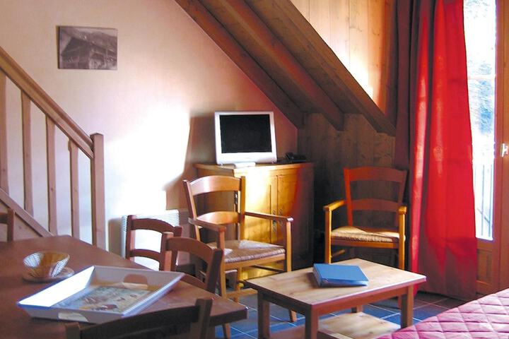 Room 16 of 43