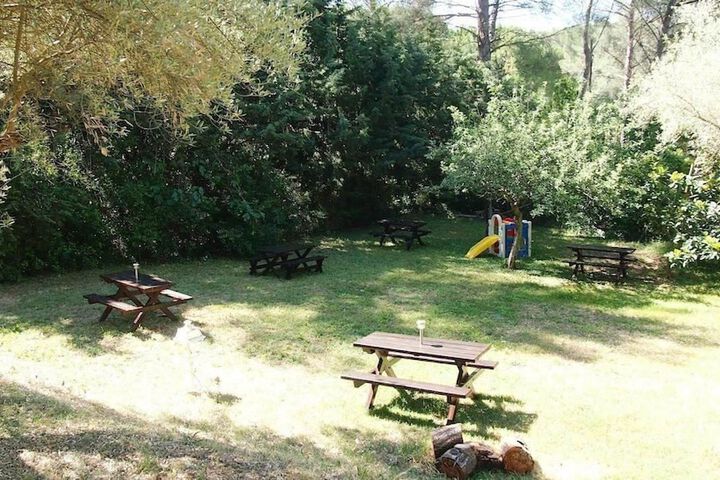 Children's play area - outdoor