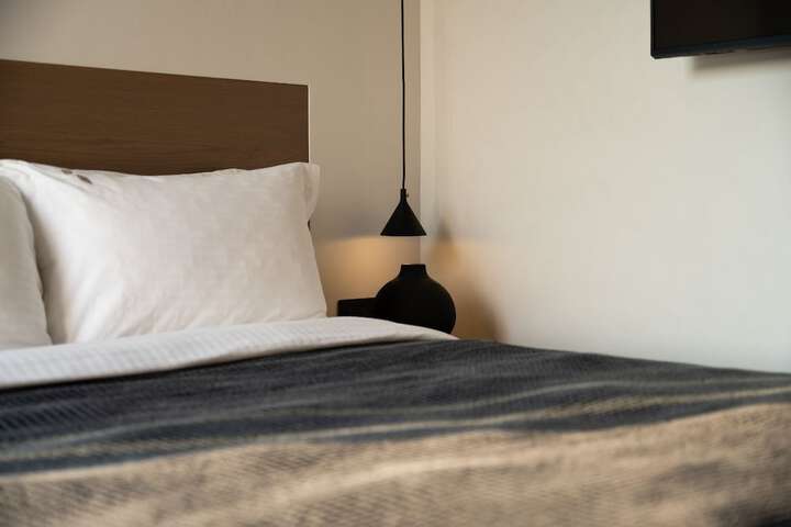 Room 26 of 81