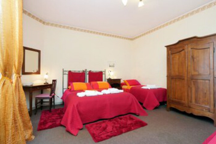 Room 148 of 166