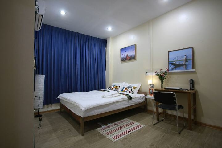 Room 8 of 43