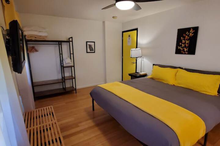 Room 13 of 52