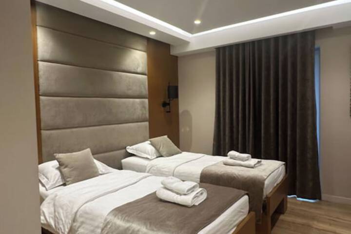 Room 26 of 45