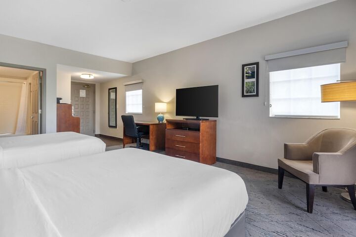 Room 21 of 40