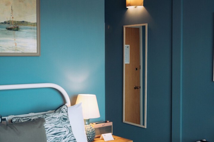 Room 30 of 54
