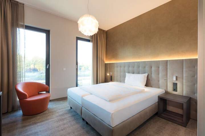 Room 16 of 43
