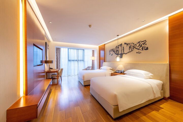 Room 10 of 57