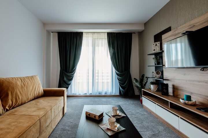 Room 27 of 50