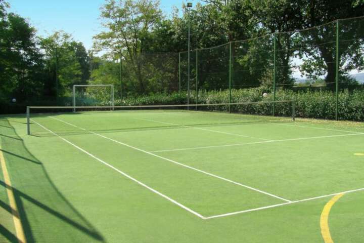 Tennis court