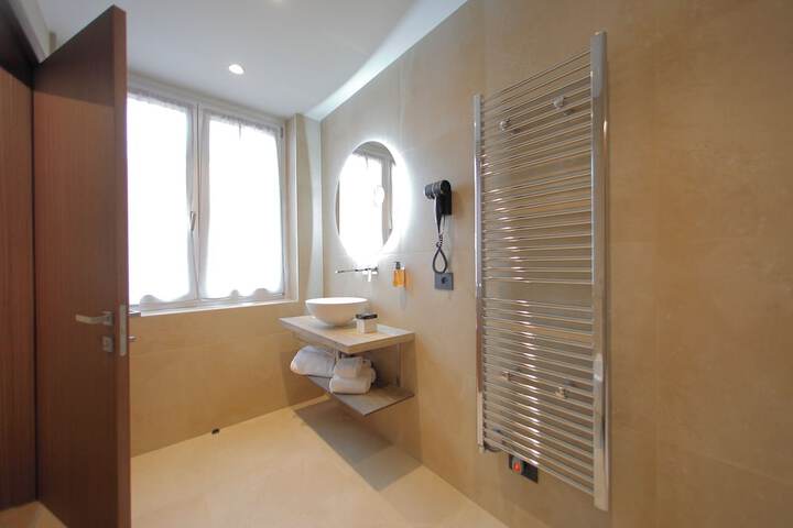 Room 45 of 57