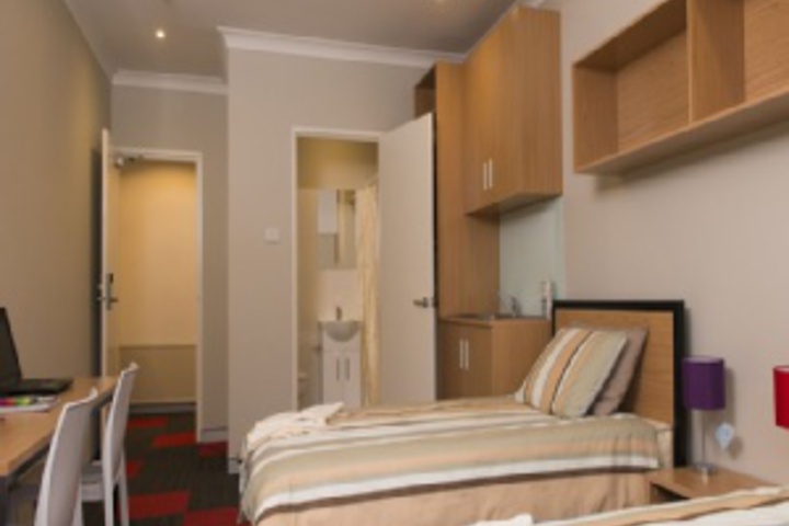 Room 200 of 288