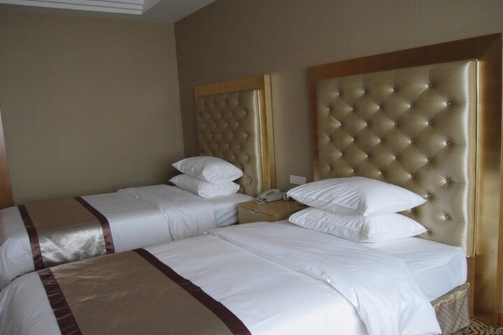 Room 9 of 53