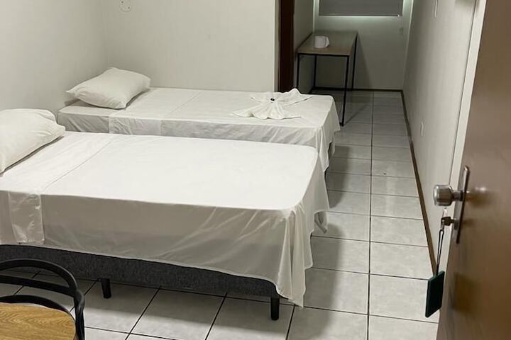 Room 3 of 7