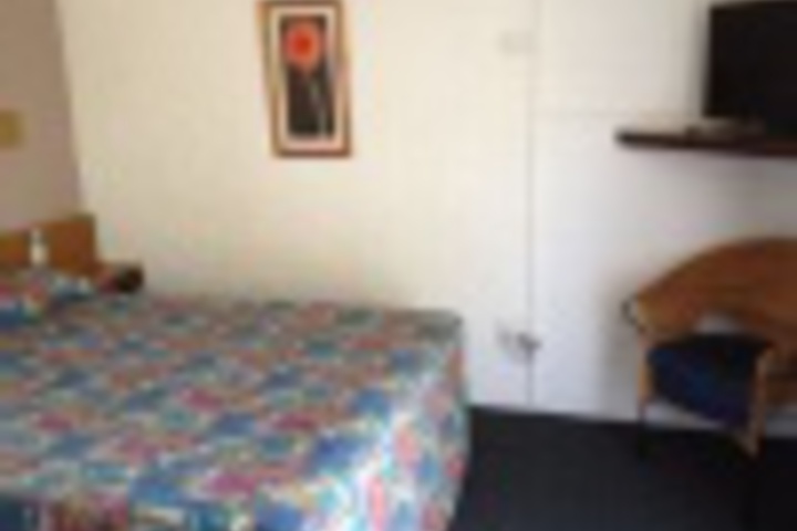 Room 16 of 144