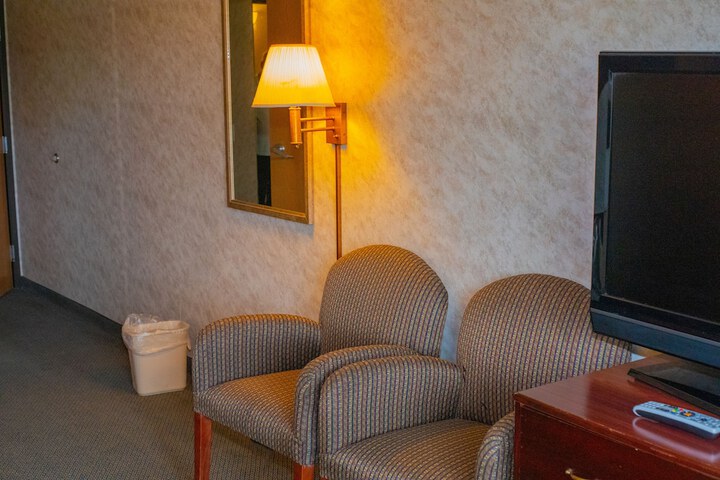 Deluxe King Room (16 of 21)