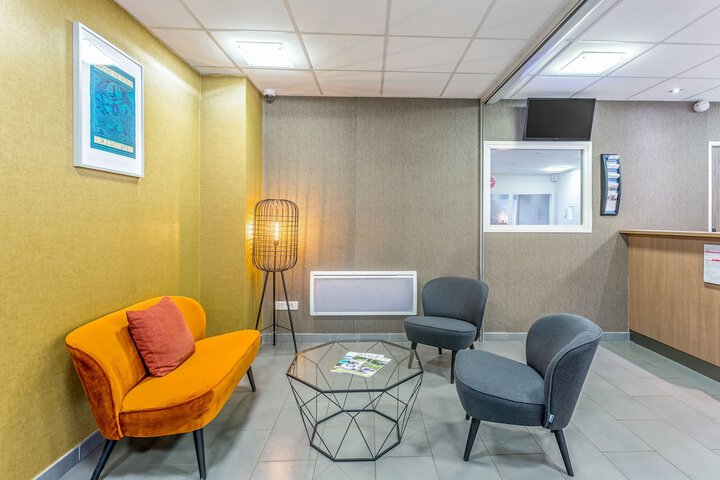 Hotel Lobby