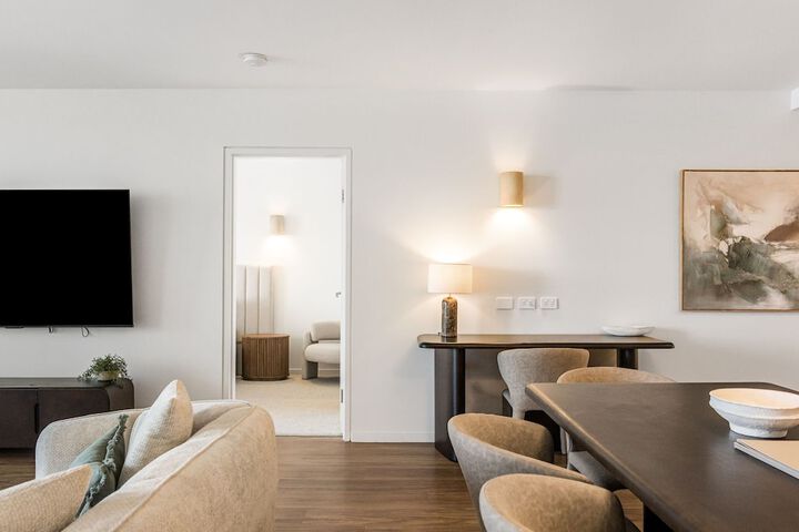 Room 43 of 108