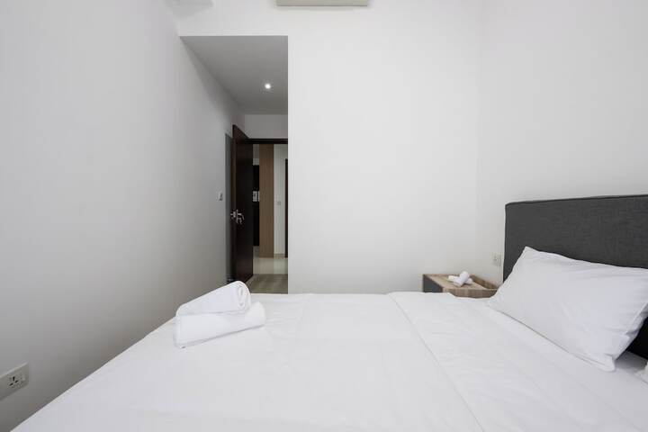 Room 16 of 60